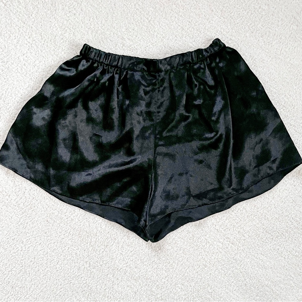 Victoria’s Secret Vintage Gold Label Black Polyester Satin Shorts Small